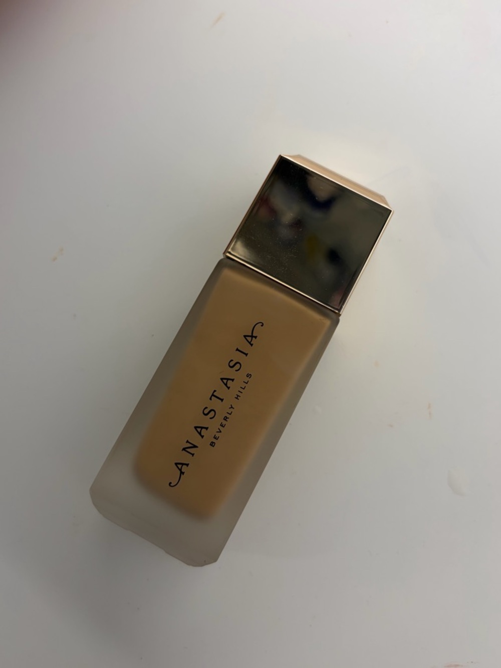 Anastasia Beverly Hills Impeccable Blurring Second-Skin Matte Foundation